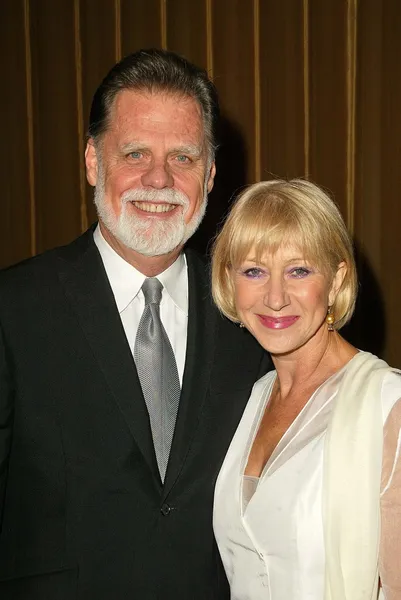 Taylor hackford i helen mirren — Zdjęcie stockowe