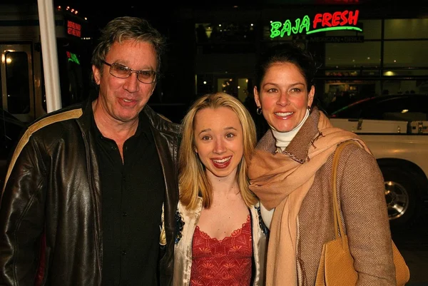 Tim Allen and family — Stock Photo, Image