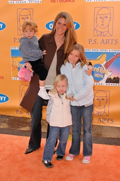 Colleen Bell i dzieci — Zdjęcie stockowe