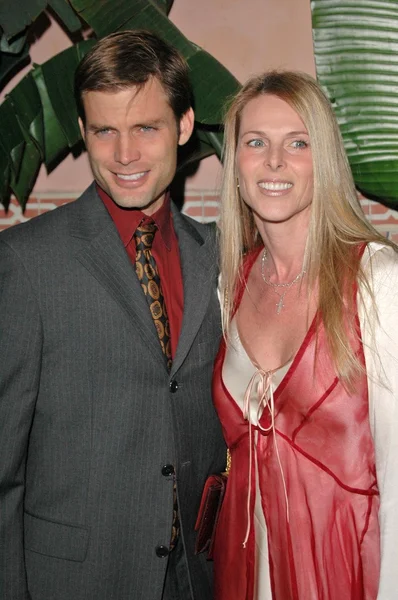 Casper van dien och catherine oxenberg — Stockfoto