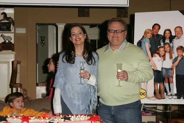 Kimberly williams paisley i larry joe campbell — Zdjęcie stockowe