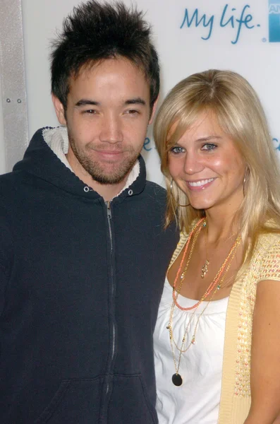 Hoobastank写真素材 ロイヤリティフリーhoobastank画像 Depositphotos