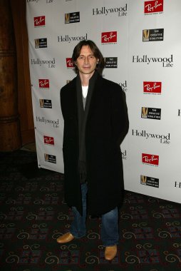 Robert Carlyle