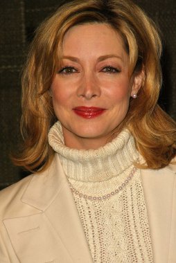 Sharon lawrence
