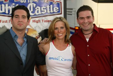 Jon hurwitz, cheryl hines ve hayden schlossberg