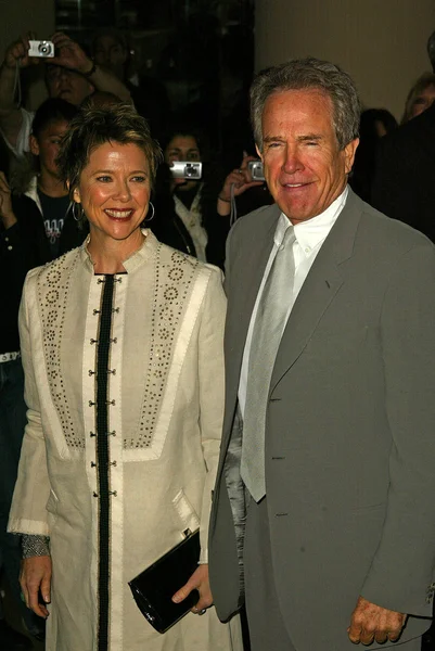 Annette Bening y Warren Beatty — Foto de Stock