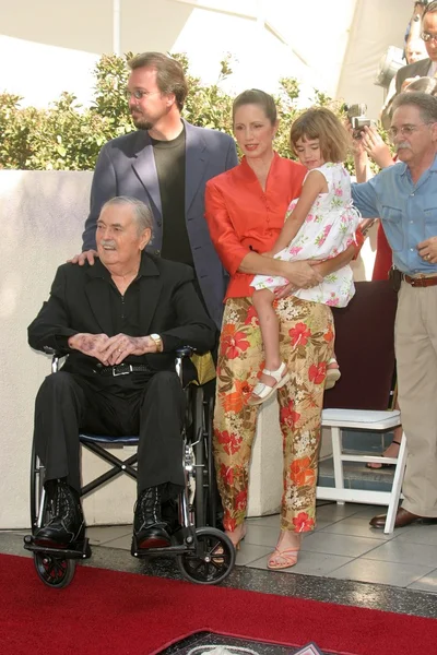 James Doohan with wife Wende and daughter Sarah — Stock Photo, Image