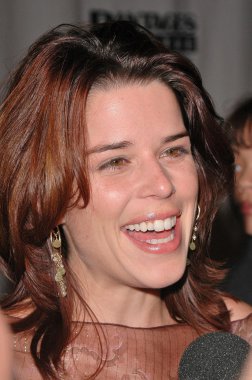 Neve Campbell