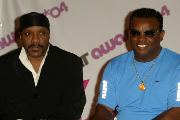 Isley Brothers Ernie Isley e Ron Isley — Fotografia de Stock