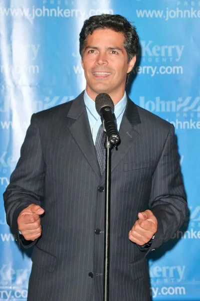 Esai Morales — Stock Photo, Image