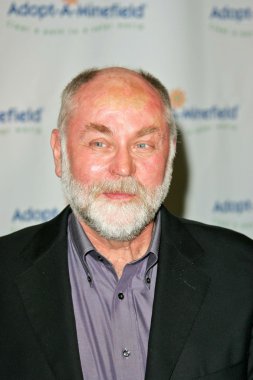 Robert David Hall