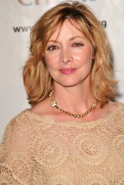 Sharon lawrence