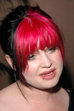 Kelly osbourne