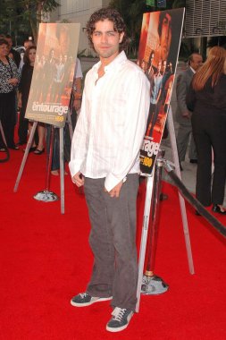 Adrian Grenier