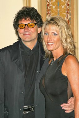 Mickey Thomas