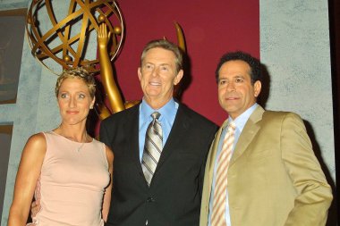 Edie falco, askın ve tony shalhoub