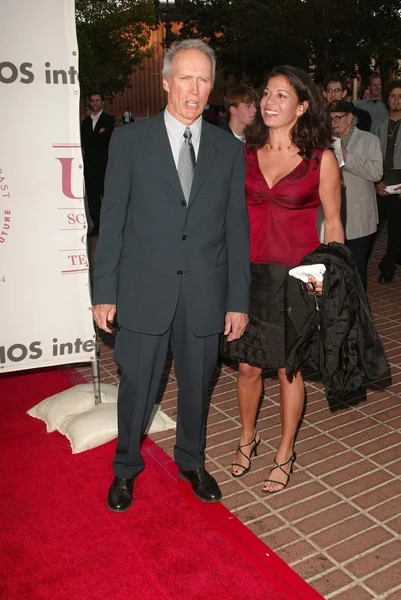 Clint Eastwood und Dina Eastwood — Stockfoto