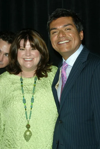 George Lopez and wife — Stock Photo, Image