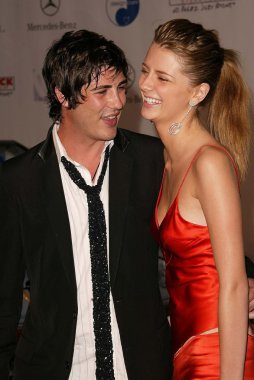 Brandon davis ve mischa barton