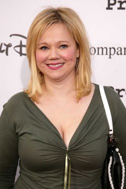 Caroline Rhea
