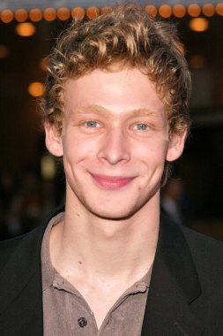 Johnny Lewis