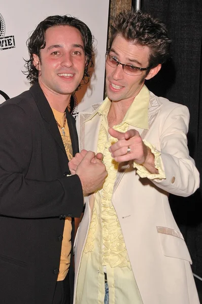 Thomas Ian Nicholas e il fratello Tim Scarne — Foto Stock