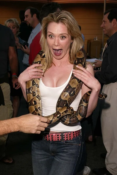 Lauren Woodland with python — Stock Photo, Image