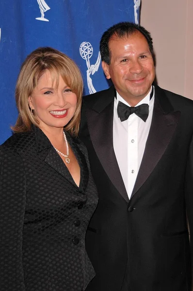 Linda Alvarez e seu marido Lou Perez — Fotografia de Stock