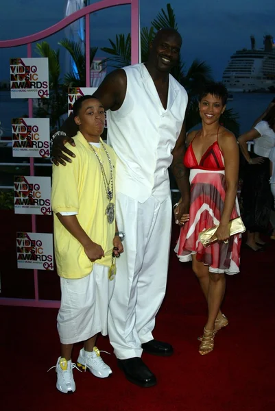 Shaquille O'Neal and family — Stock Photo, Image