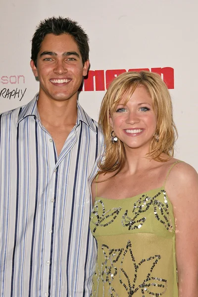 Tyler Hoechlin e Brittany Snow — Fotografia de Stock