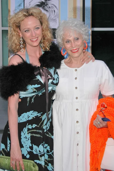 Virginia Madsen and mom Elaine Madsen — Stock Photo, Image