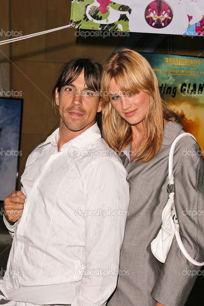 Anthony kiedis und freundin celesta — Redaktionelles Stockfoto © s