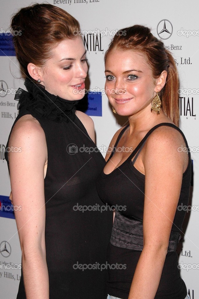 Anne Hathaway And Lindsay Lohan Stock Editorial Photo C S Bukley 17248403