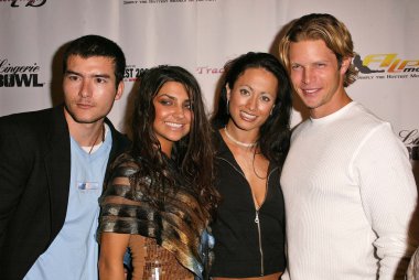 Parti konuk, traci bingham Web sitesi denize indirmek eğlenti