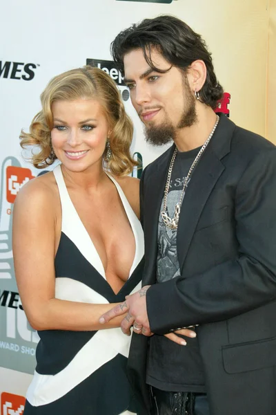 Dave Navarro and Carmen Electra — Stock Photo, Image