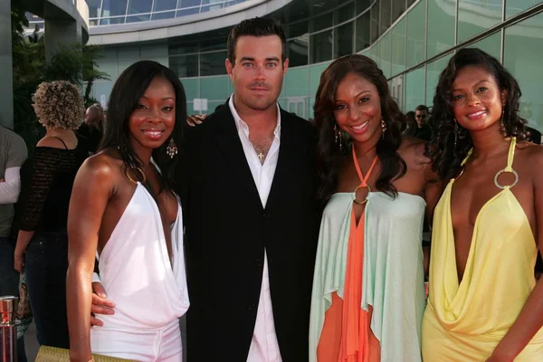 Carson Daly with Misteeq — Stock Photo, Image