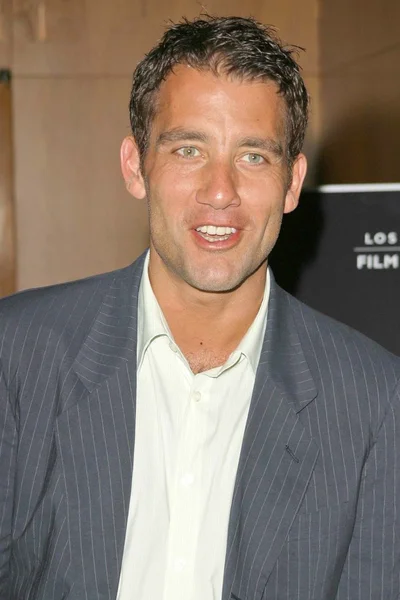 Clive Owen — Stockfoto