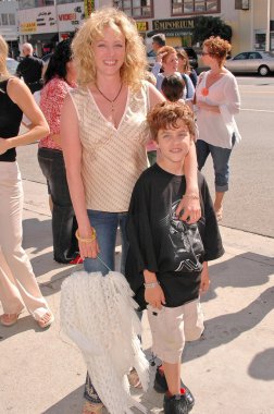 Virginia madsen ve oğlu jack sabato