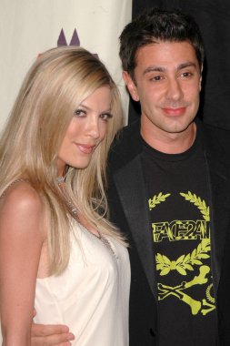 Yazım tori ve charlie shanian