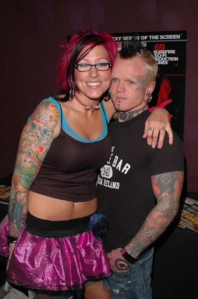 Pixxxie Acia et Todd — Photo