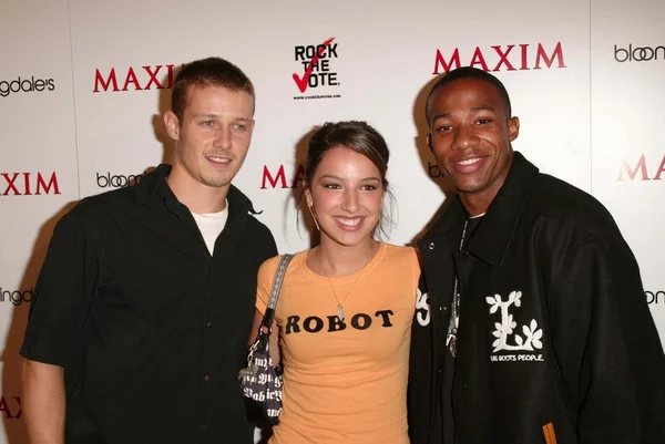 Will Estes, Vanessa Lengies and Arlen Escarpeta — Stock Photo, Image