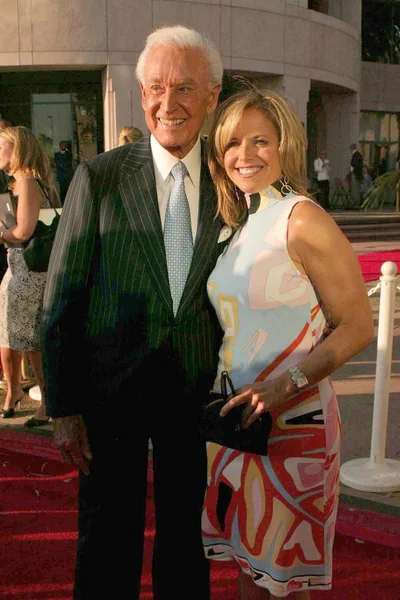 Bob barker och katie couric — Stockfoto