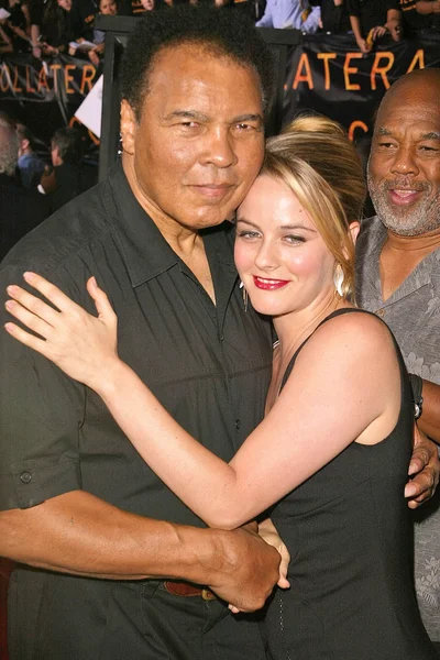 Muhammad Ali and Alicia Silverstone — Stock Photo, Image