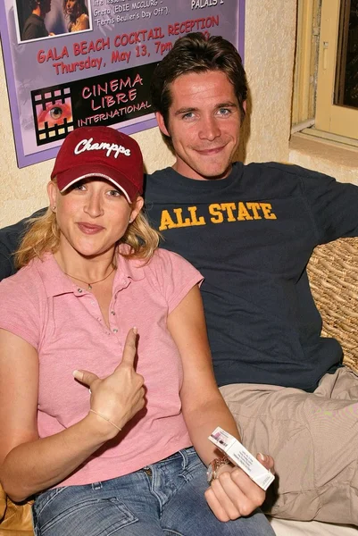 Jennifer Blanc and Sean Macguire — Stock Photo, Image