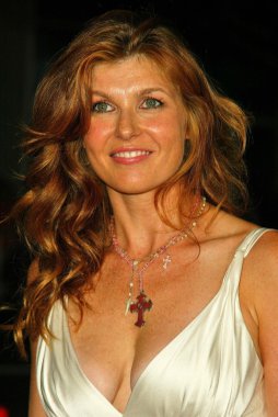 Connie britton