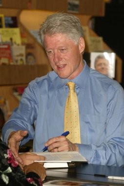 Eski Başkan bill clinton