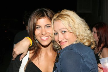 Astrid mergeti ve jennifer blanc