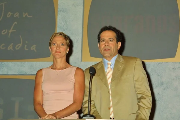 Edie Falco and Tony Shalhoub — Stock Photo, Image