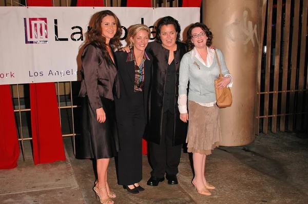 Peri Gilpin, Kelli Carpenter O 'Donnell, Rosie O' Donnell e Megan Mullally — Fotografia de Stock