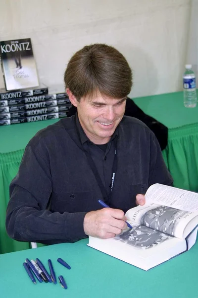 Dean Koontz — Stockfoto